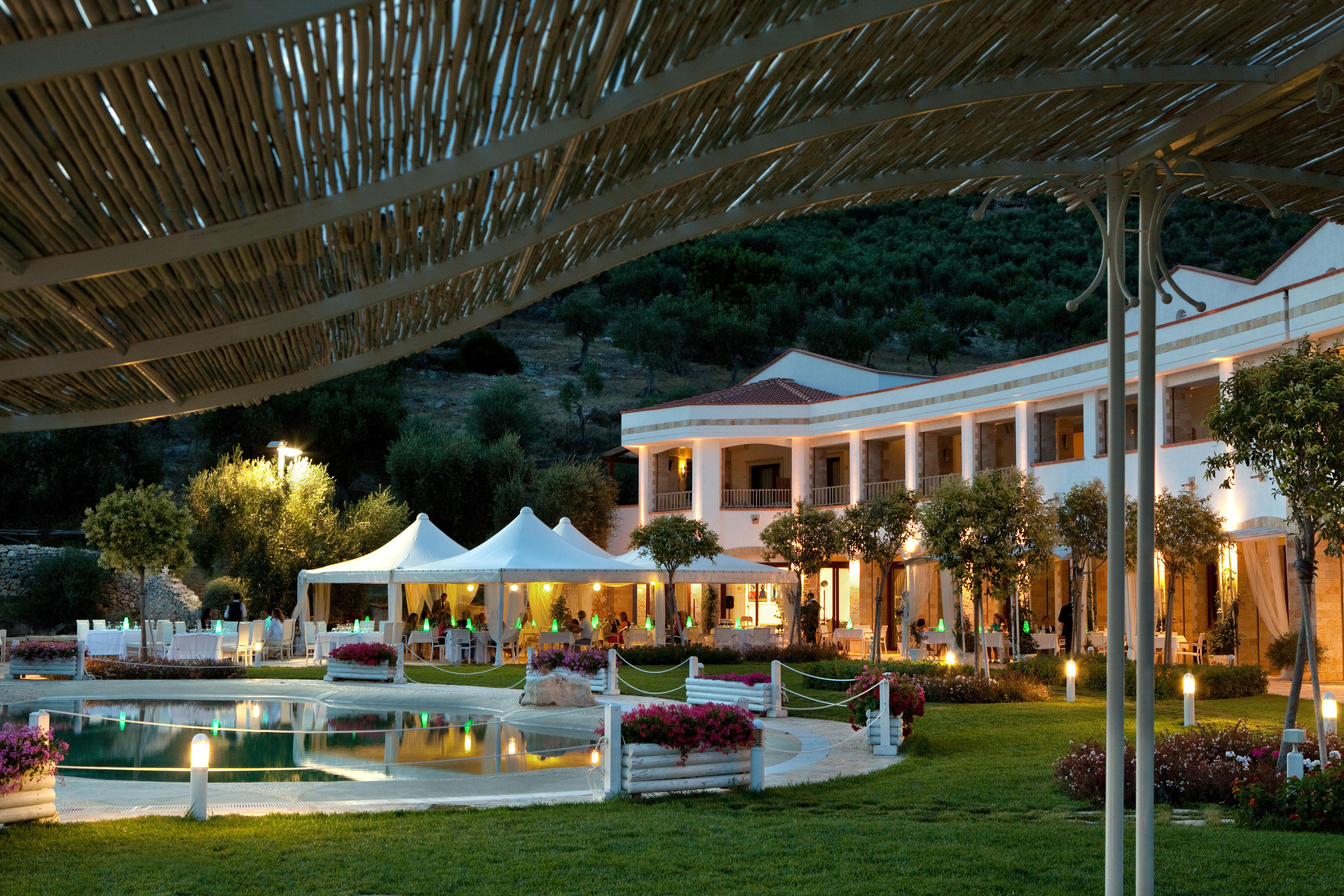 Hotel Residence Il Porto Mattinata Bagian luar foto