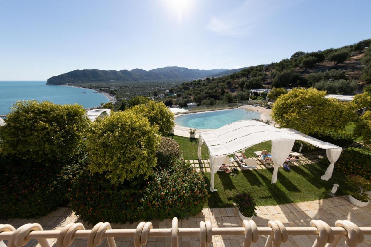 Hotel Residence Il Porto Mattinata Bagian luar foto